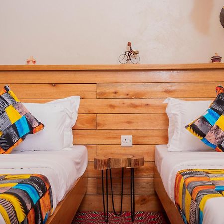 Kaswa Lodge Fort Portal Bagian luar foto