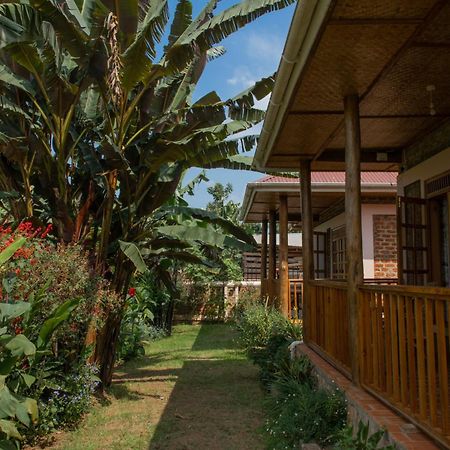 Kaswa Lodge Fort Portal Bagian luar foto