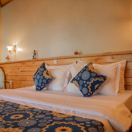 Kaswa Lodge Fort Portal Bagian luar foto